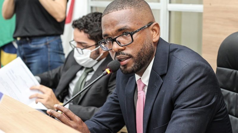 Ações do legislativo e reivindicações da população são destacadas em reunião da Câmara de Buritizeiro